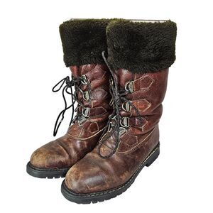 Sorel Ladies Size Brown Tall Lace Leather Boots US Size 8 Made In Canada